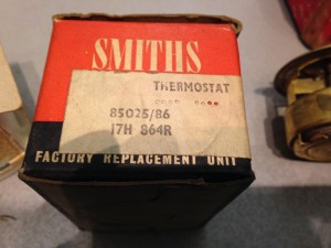Smiths 85025 86 winter thermostat in red & black box